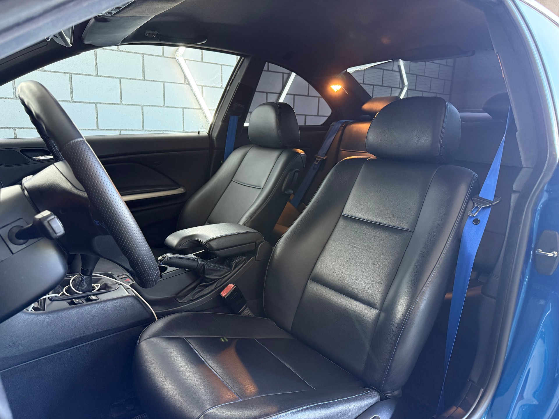 BMW 320Ci Coupé-image-9