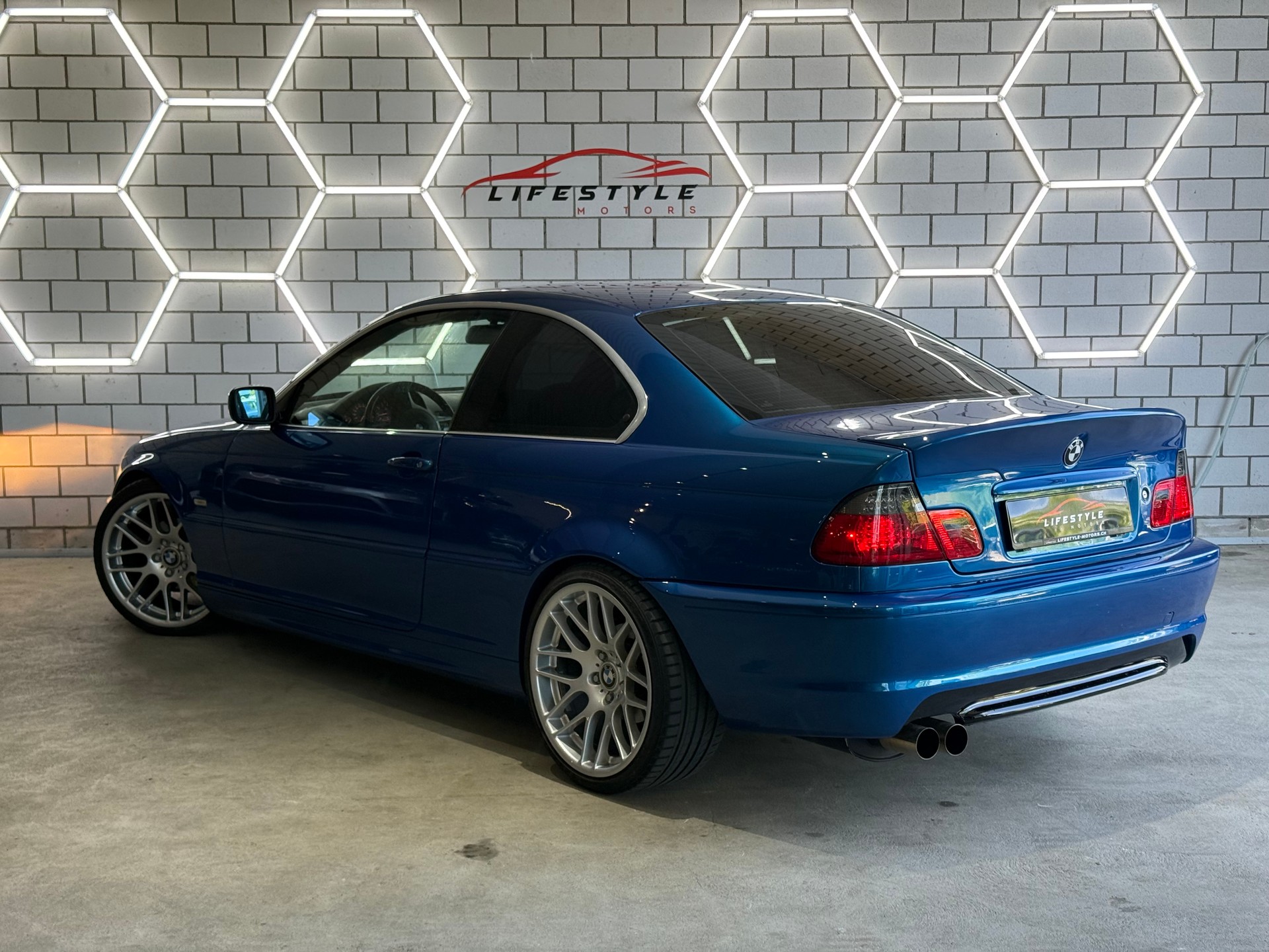 BMW 320Ci Coupé-image-2