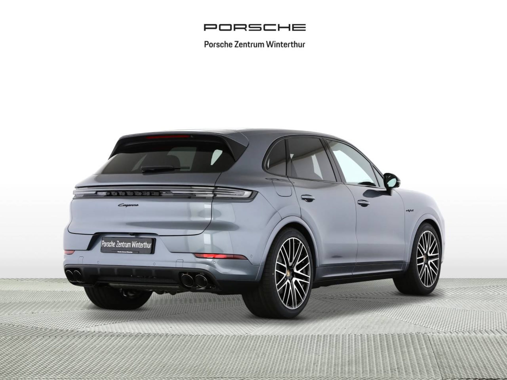 PORSCHE Cayenne E-Hybrid Black Edition-showroom-element-2