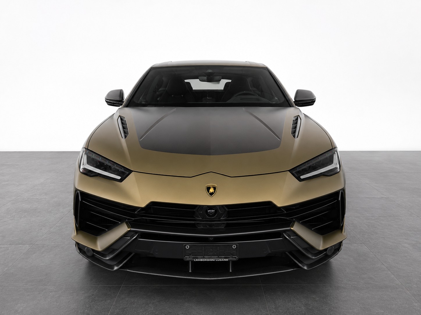 LAMBORGHINI Urus Performante (636) 1. Hand / CH-Fahrzeug + Extras-showroom-element-2