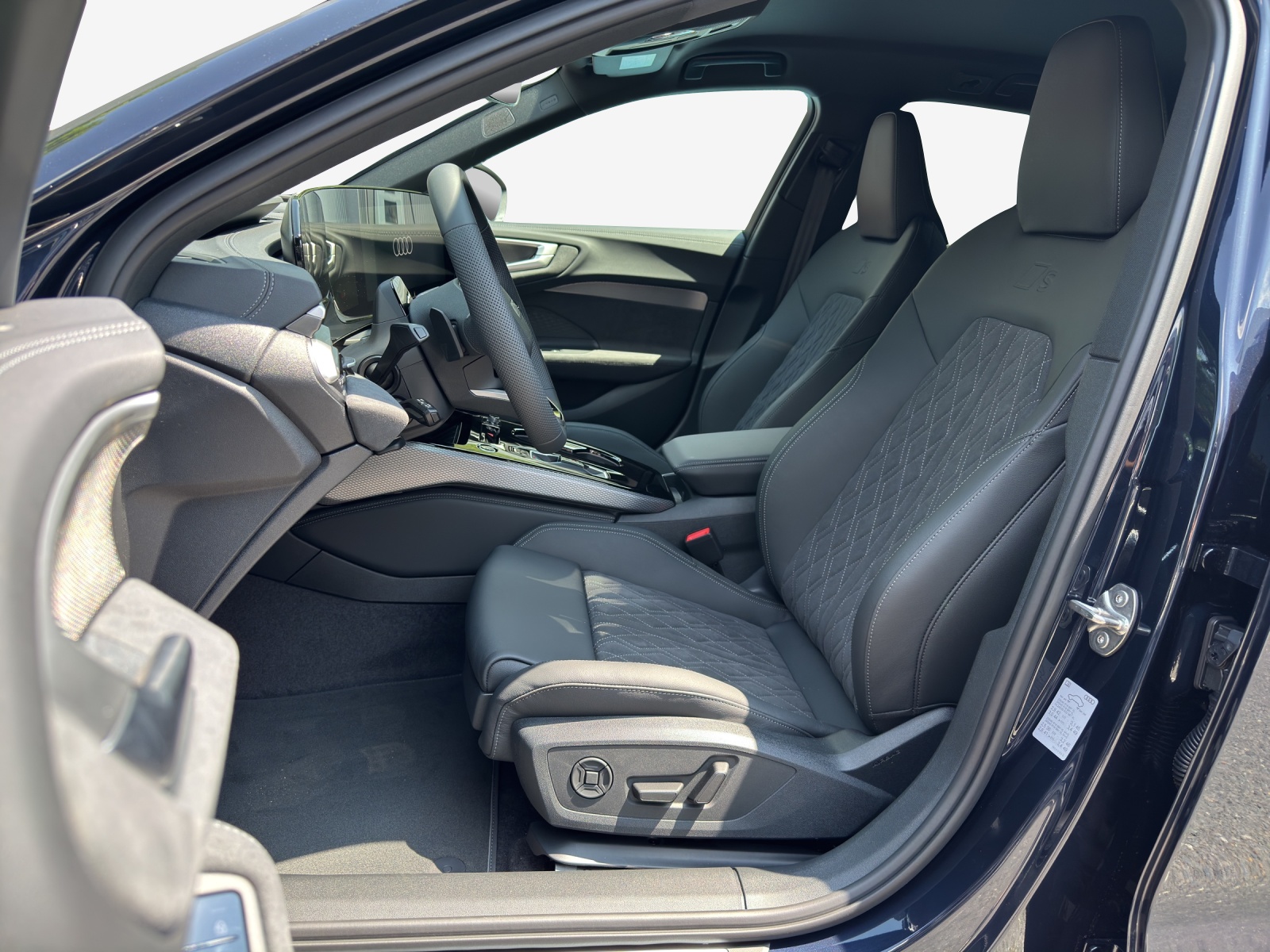 AUDI A5 Avant e-hybrid quattro 270 kW S tronic-image-7