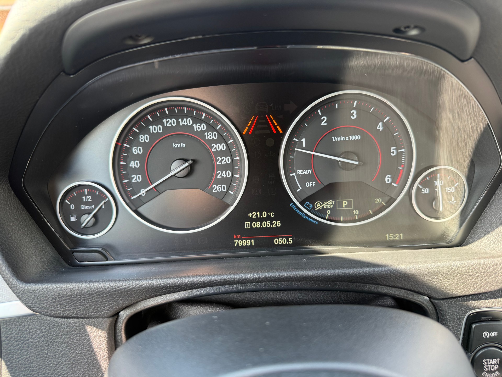 BMW 320d xDrive-image-9