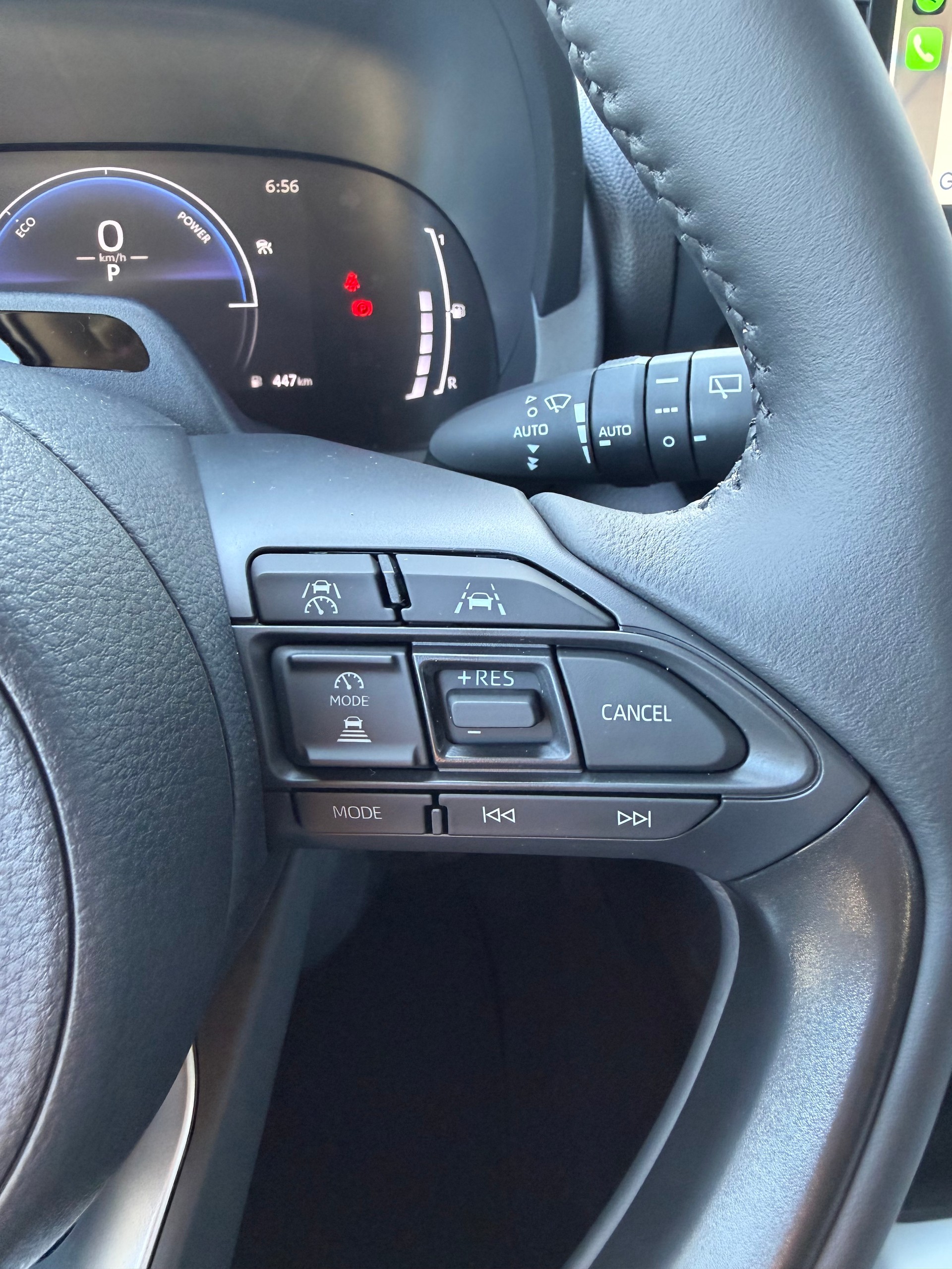 TOYOTA Yaris Cross 1.5 Comfort AWDi e-CVT-image-16