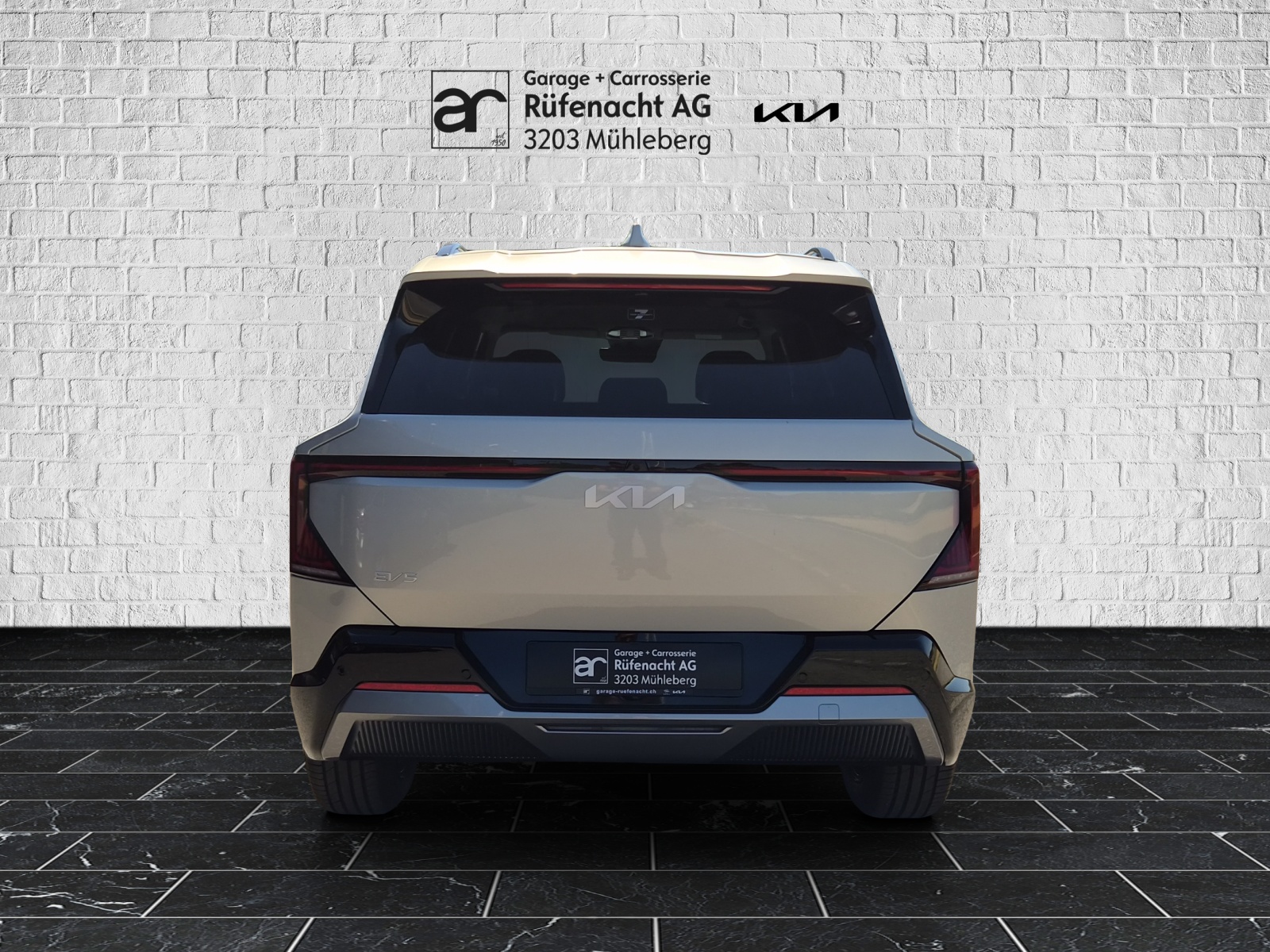 KIA EV5 81 kWh Earth-showroom-element-3