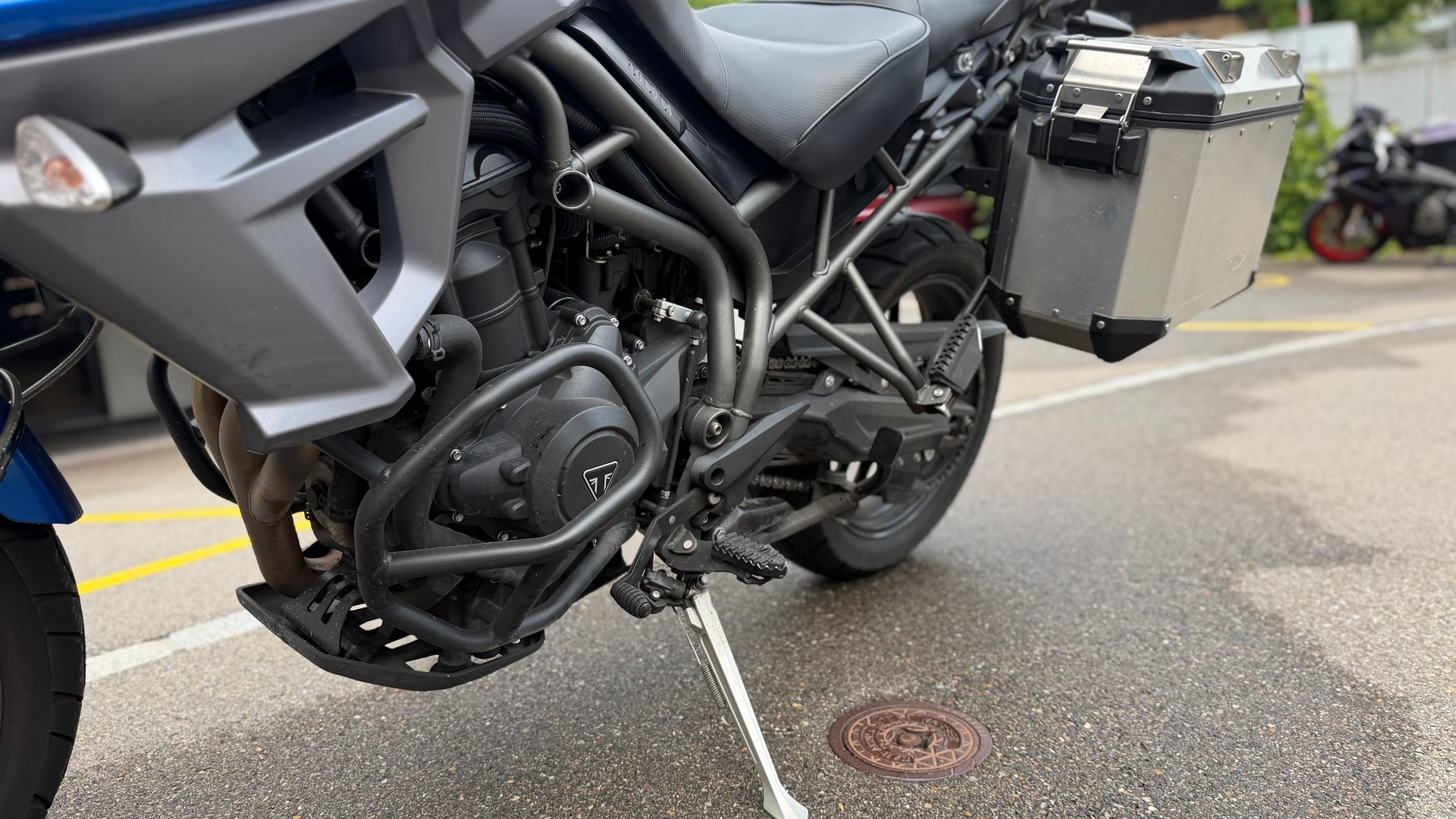 TRIUMPH Tiger 800 XRx ABS-image-3