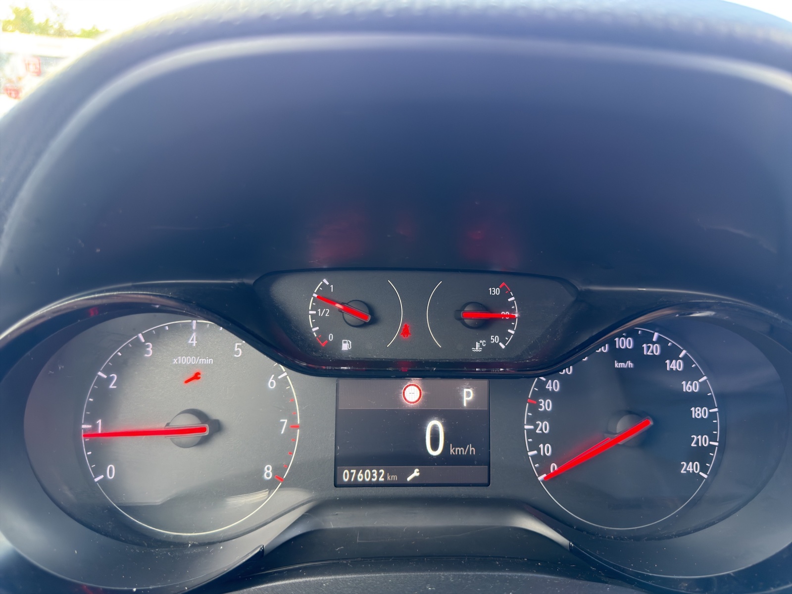 OPEL Corsa 1.2 TP Edition-image-21
