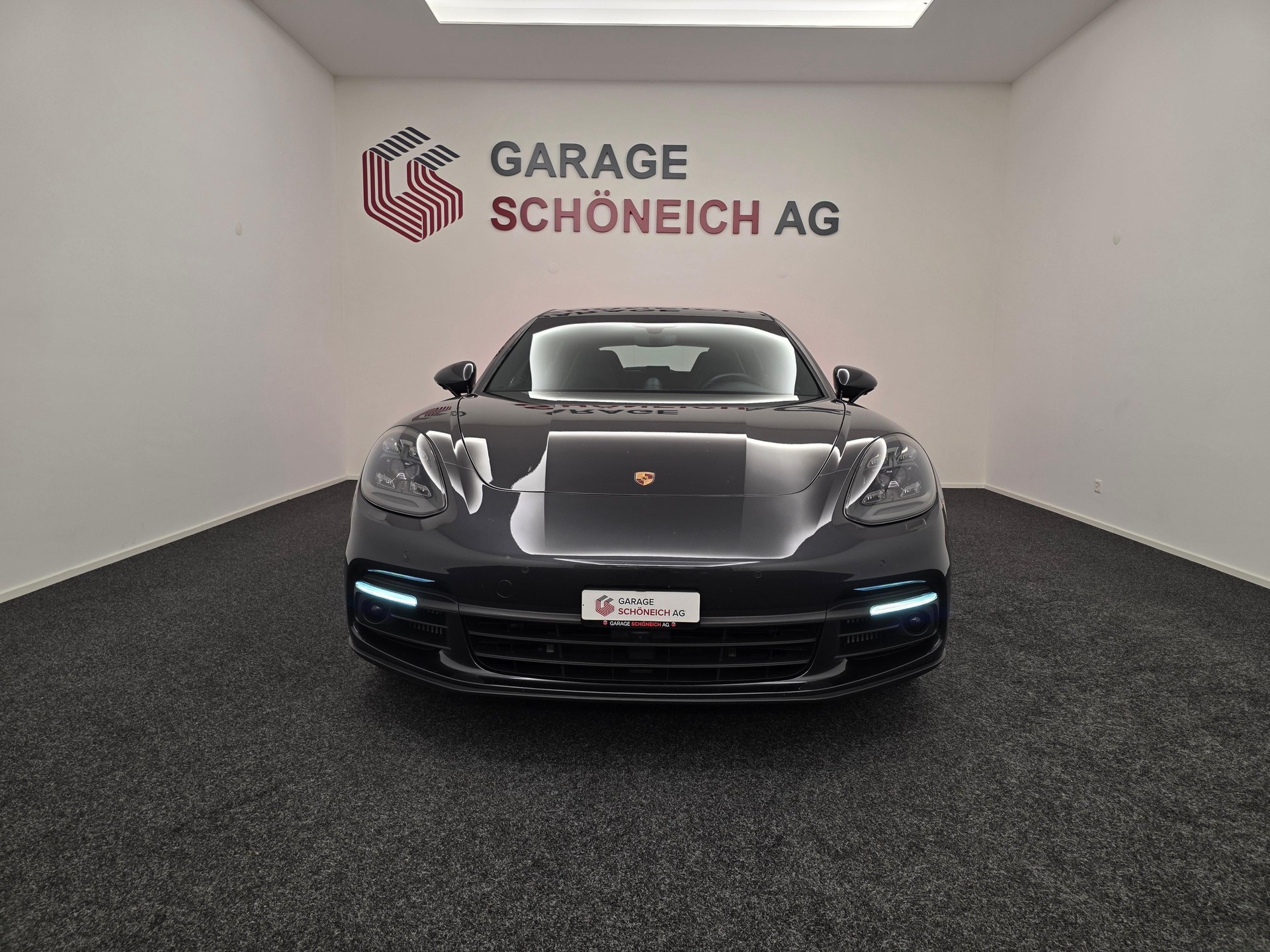 PORSCHE Panamera Sport Turismo 2.9 V6 4 E-Hybrid-showroom-element-1