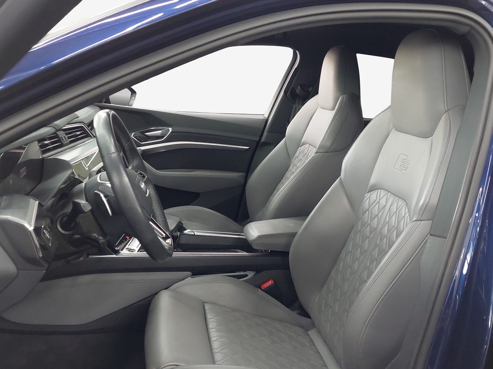 AUDI e-tron 55 Sportback S Line quattro-image-7