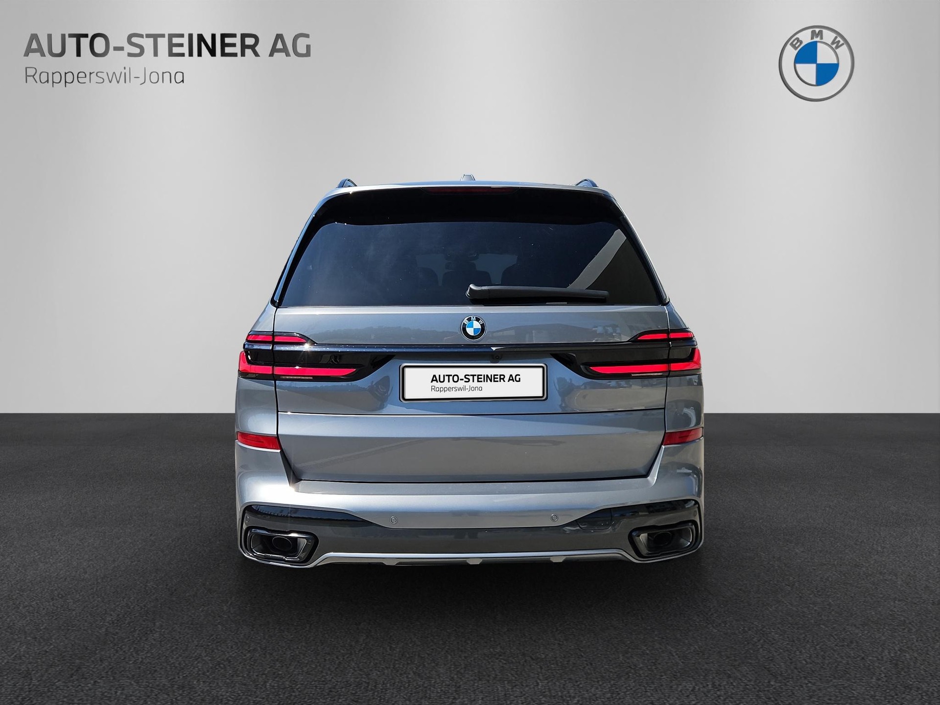 BMW X7 40d xDrive M Sport Pro-showroom-element-3