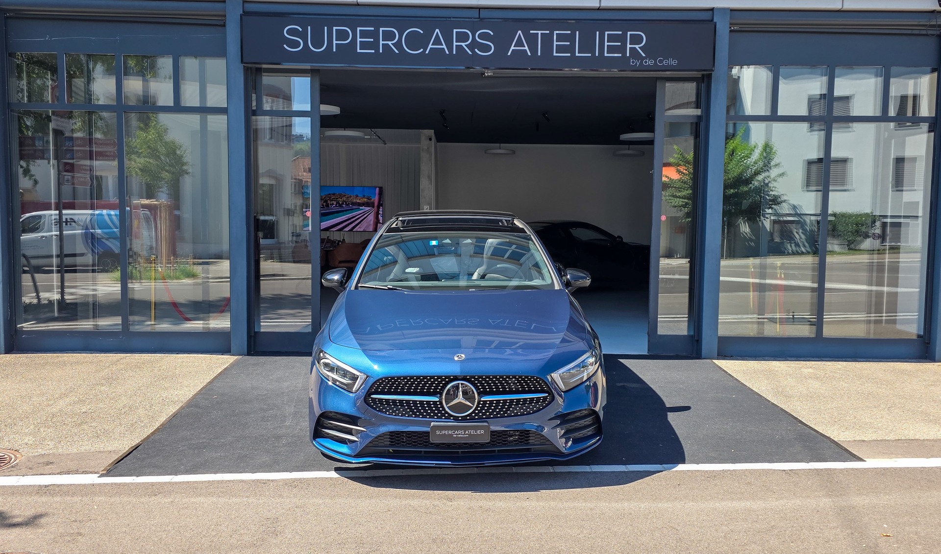 MERCEDES-BENZ A 220 d 4Matic AMG Line