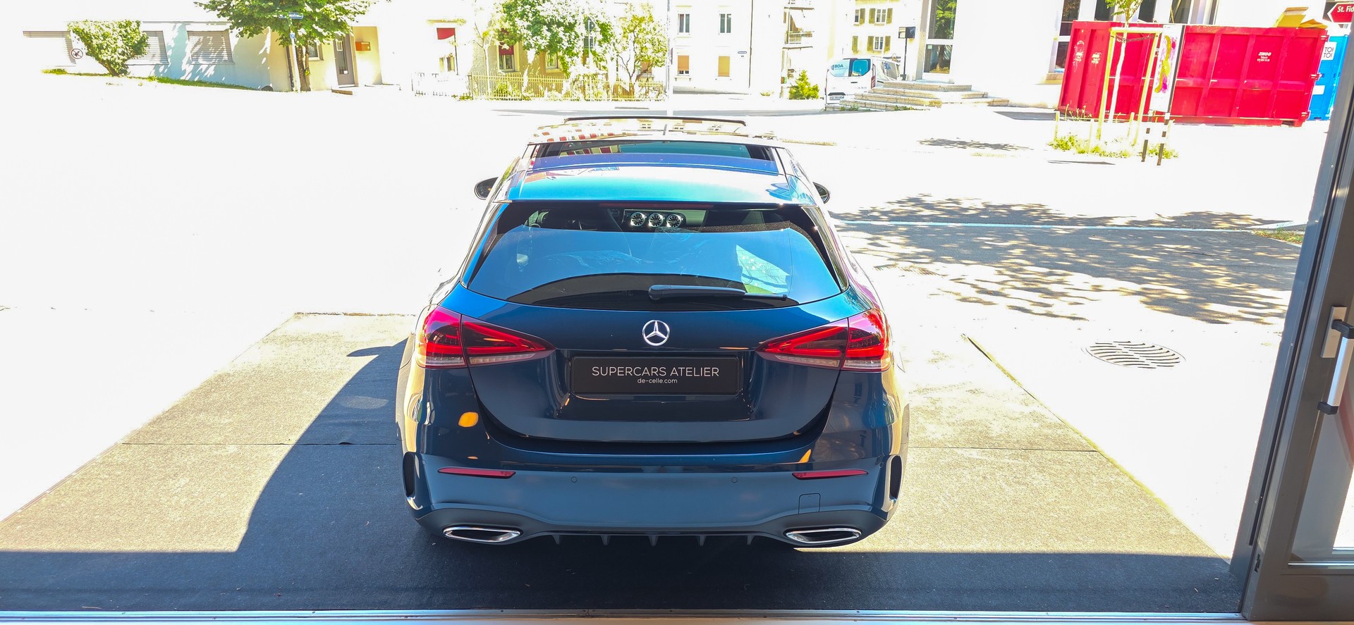 MERCEDES-BENZ A 220 d 4Matic AMG Line-image-8