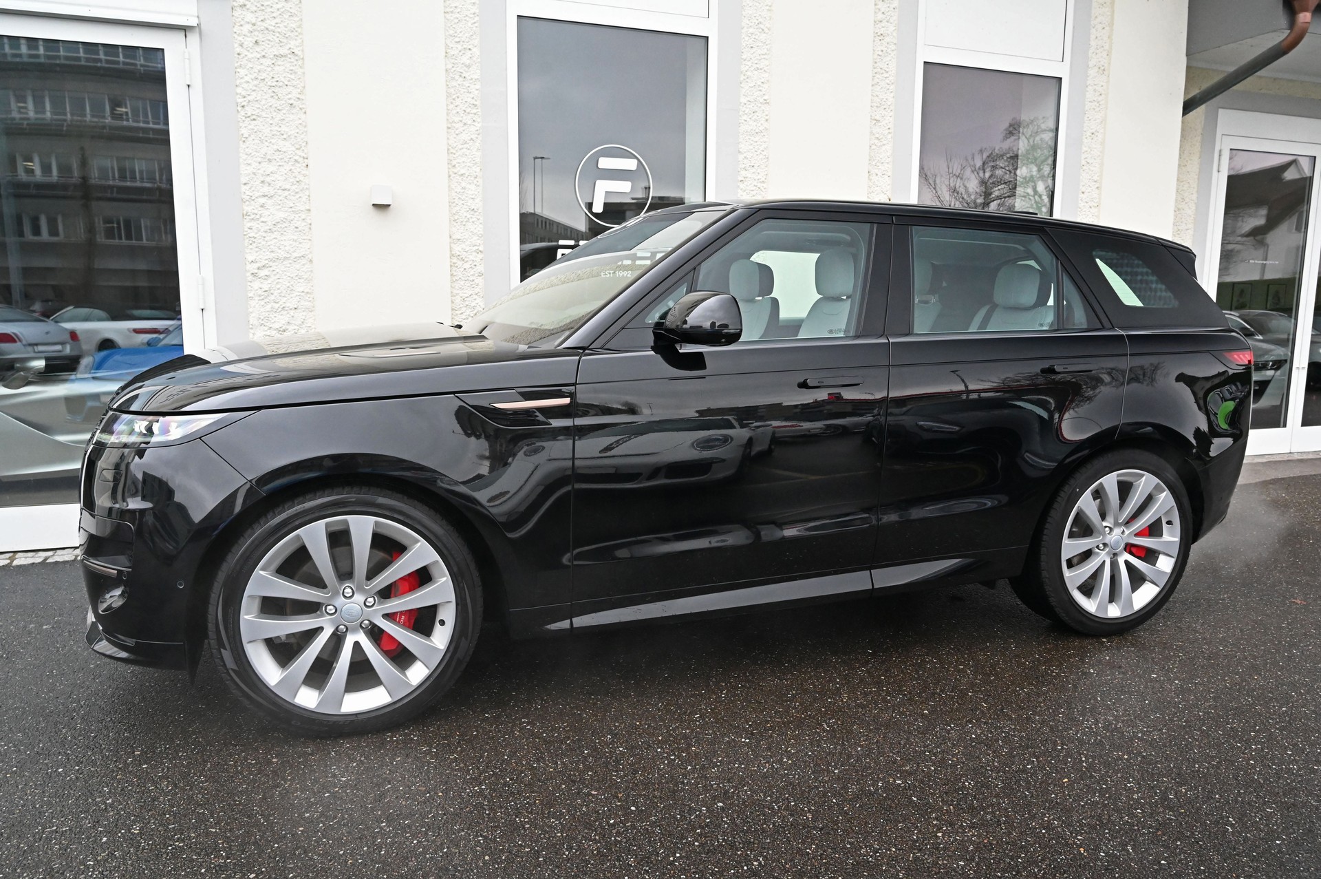 LAND ROVER Range Rover Sport D300 3.0 TD6 MHEV Dynamic SE Automatic **Gratisservice & Garantie**-image-6