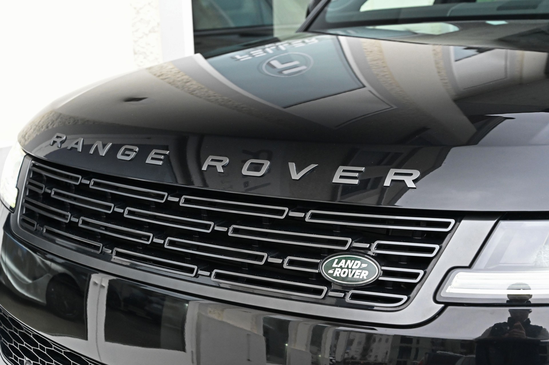 LAND ROVER Range Rover Sport D300 3.0 TD6 MHEV Dynamic SE Automatic **Gratisservice & Garantie**-showroom-element-3
