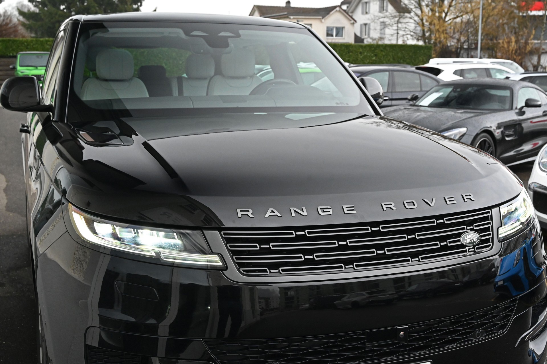 LAND ROVER Range Rover Sport D300 3.0 TD6 MHEV Dynamic SE Automatic **Gratisservice & Garantie**-showroom-element-2