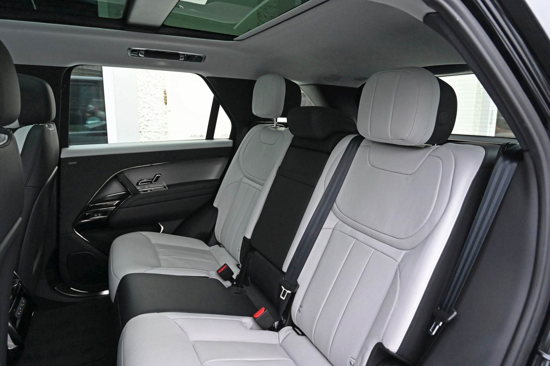 LAND ROVER Range Rover Sport D300 3.0 TD6 MHEV Dynamic SE Automatic **Gratisservice & Garantie**-image-25