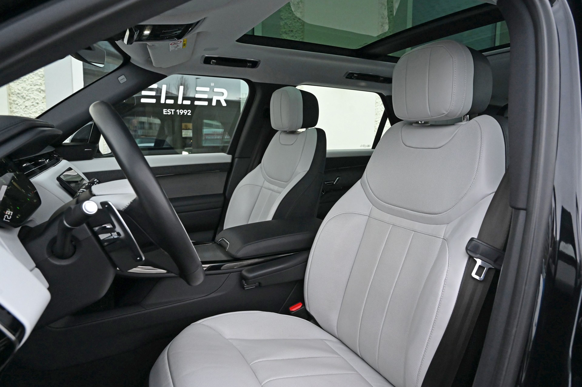 LAND ROVER Range Rover Sport D300 3.0 TD6 MHEV Dynamic SE Automatic **Gratisservice & Garantie**-image-17