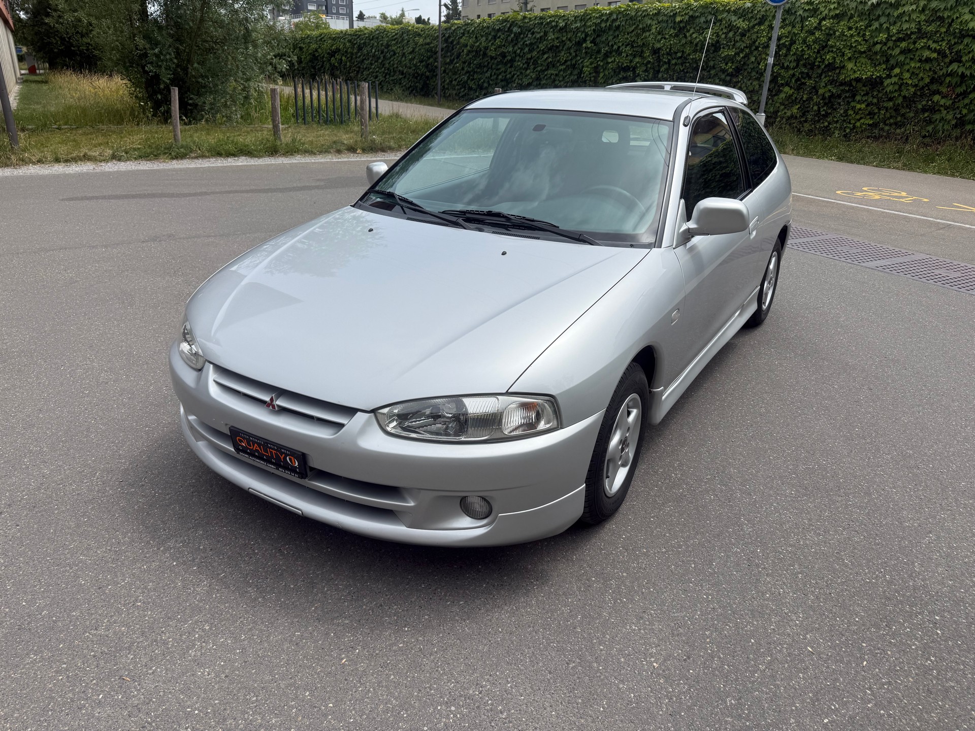 MITSUBISHI Colt 1.6 16V Evo (25)-showroom-element-1