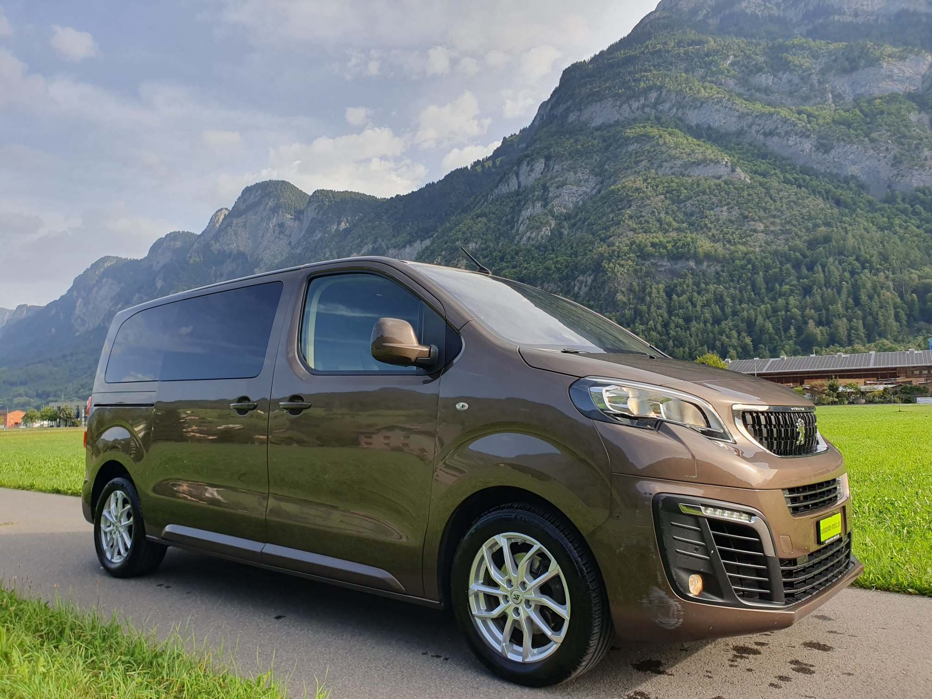 PEUGEOT Traveller Standard 2.0 BlueHDi 180 Active S/S