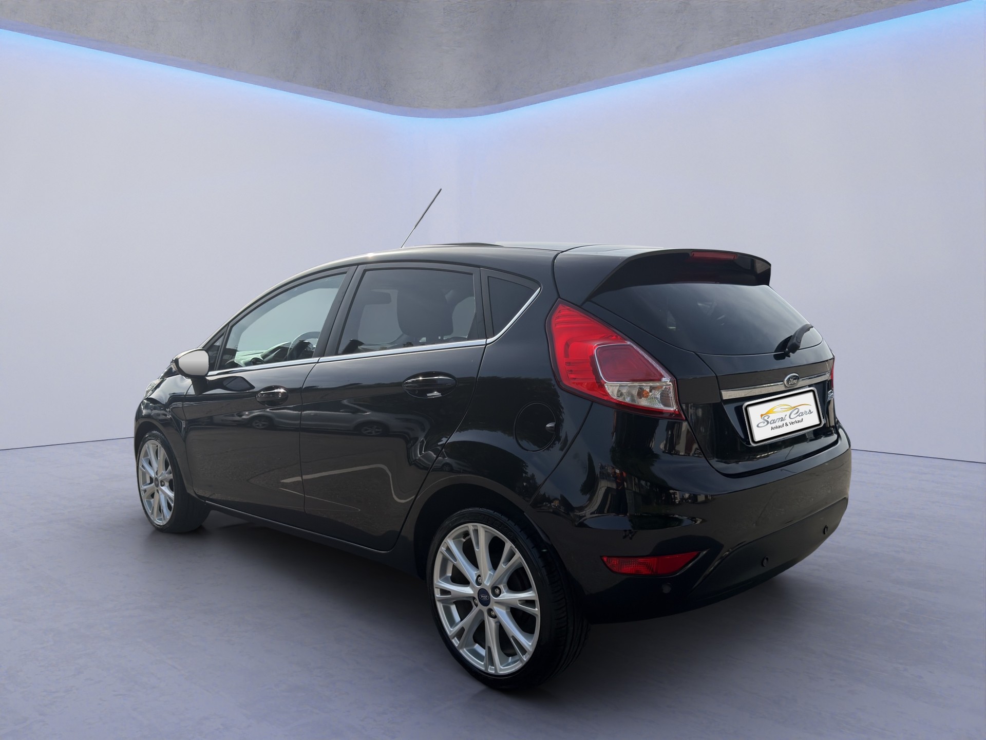 FORD Fiesta 1.0 SCTi Titanium-showroom-element-3