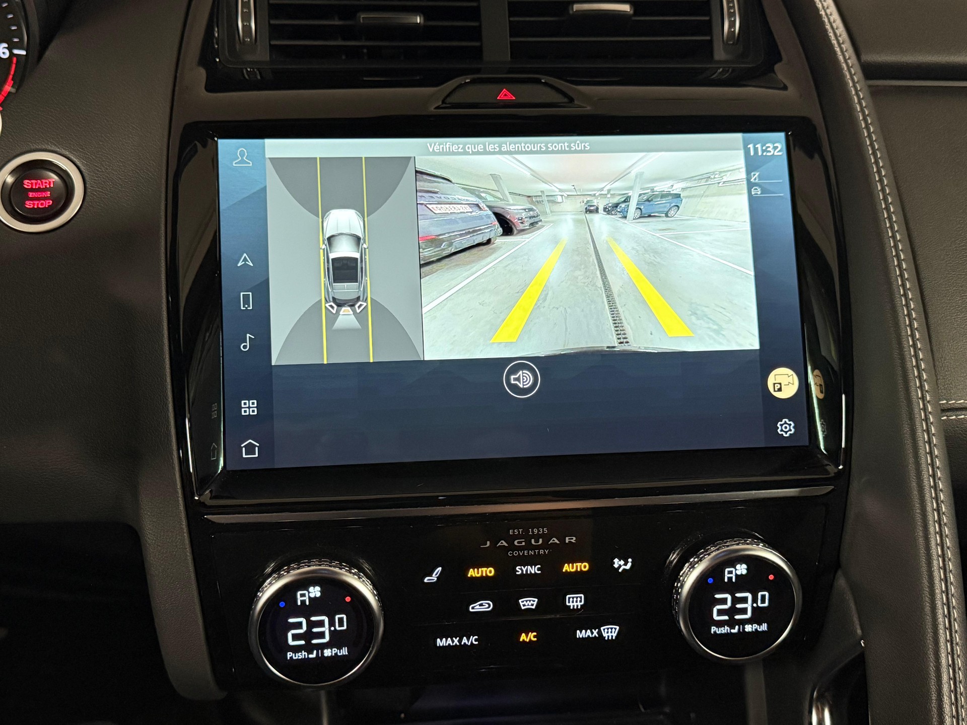 JAGUAR E-Pace 2.0 I4 200 R-Dynamic SE AWD-image-15