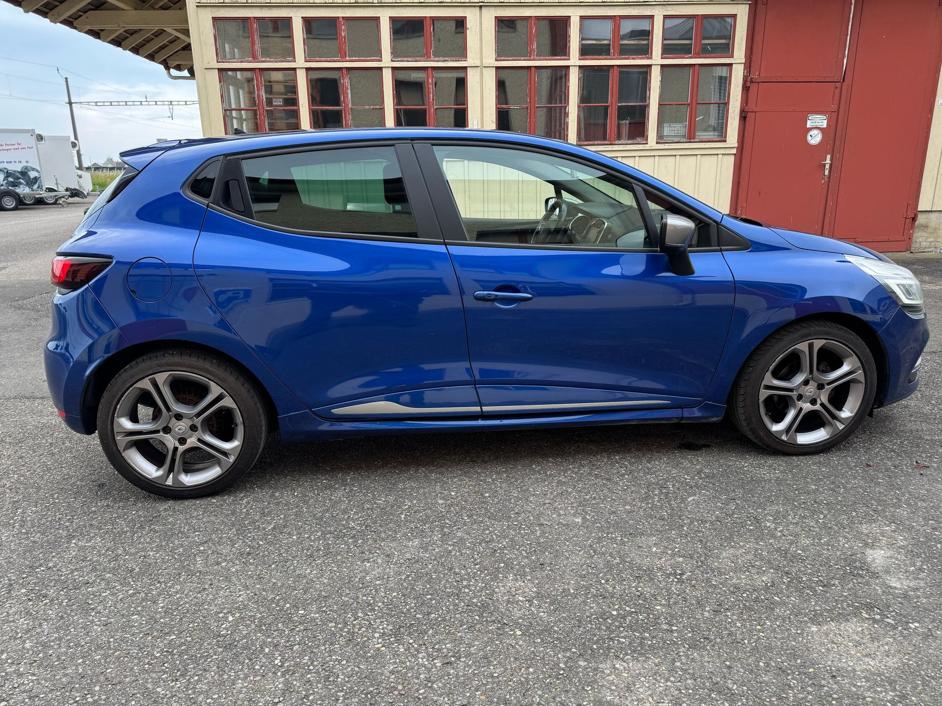 RENAULT Clio 1.2 16V T Limited EDC-image-4