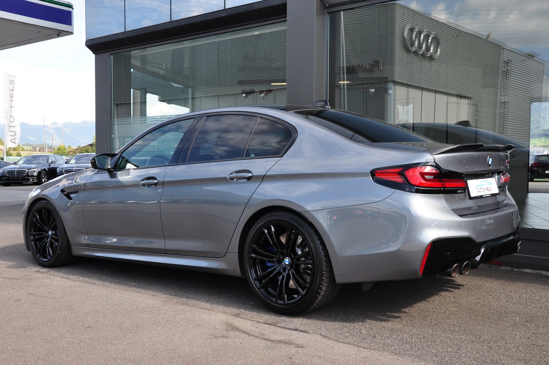 BMW M5 xDrive Competition Drivelogic-showroom-element-2