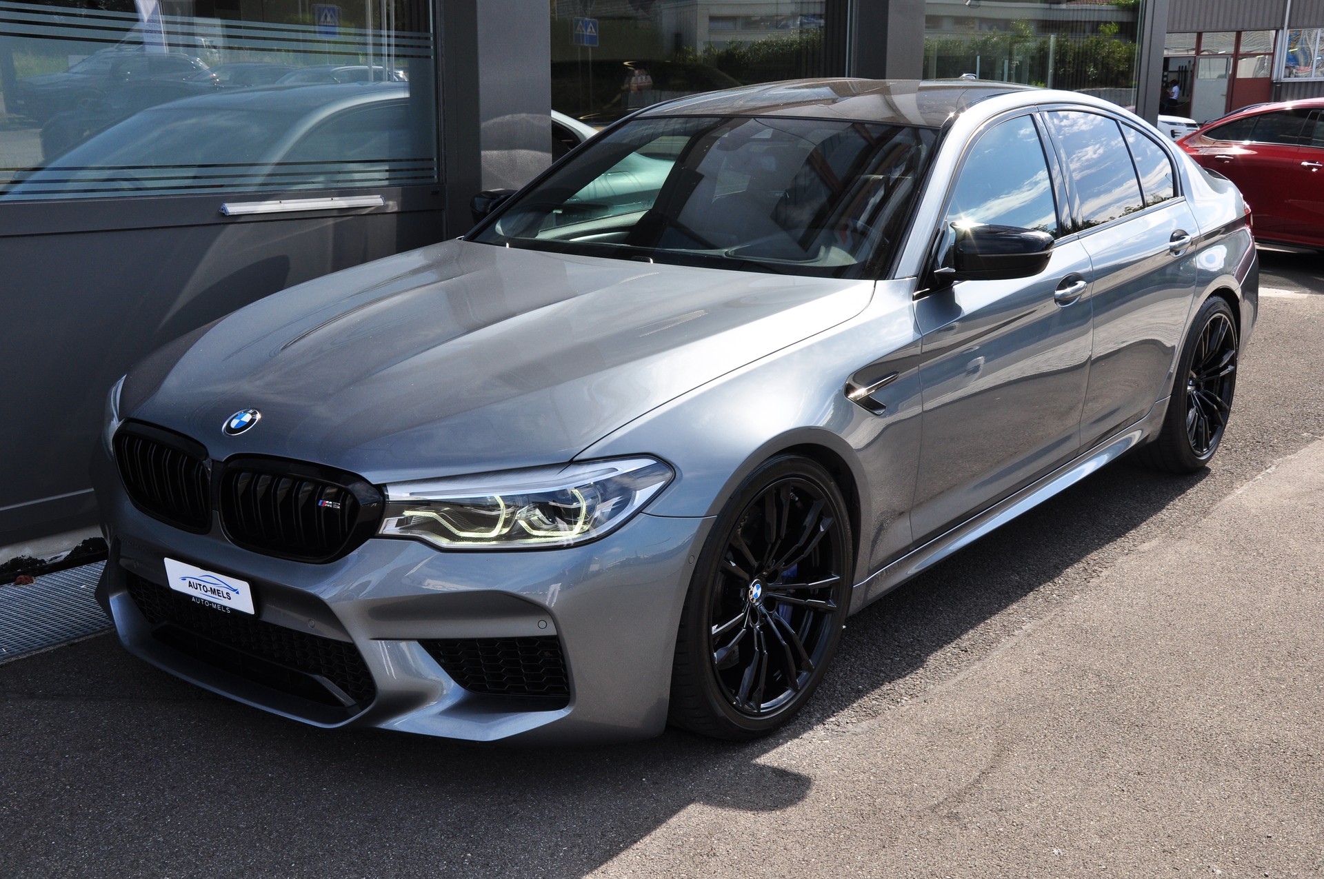 BMW M5 xDrive Competition Drivelogic-showroom-element-1