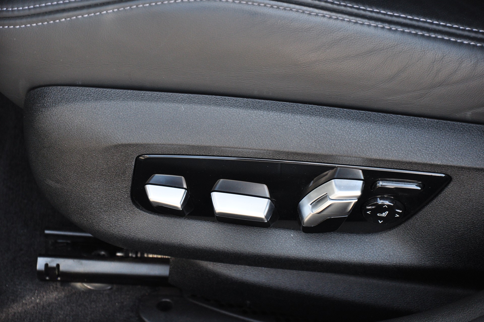 BMW M5 xDrive Competition Drivelogic-image-18