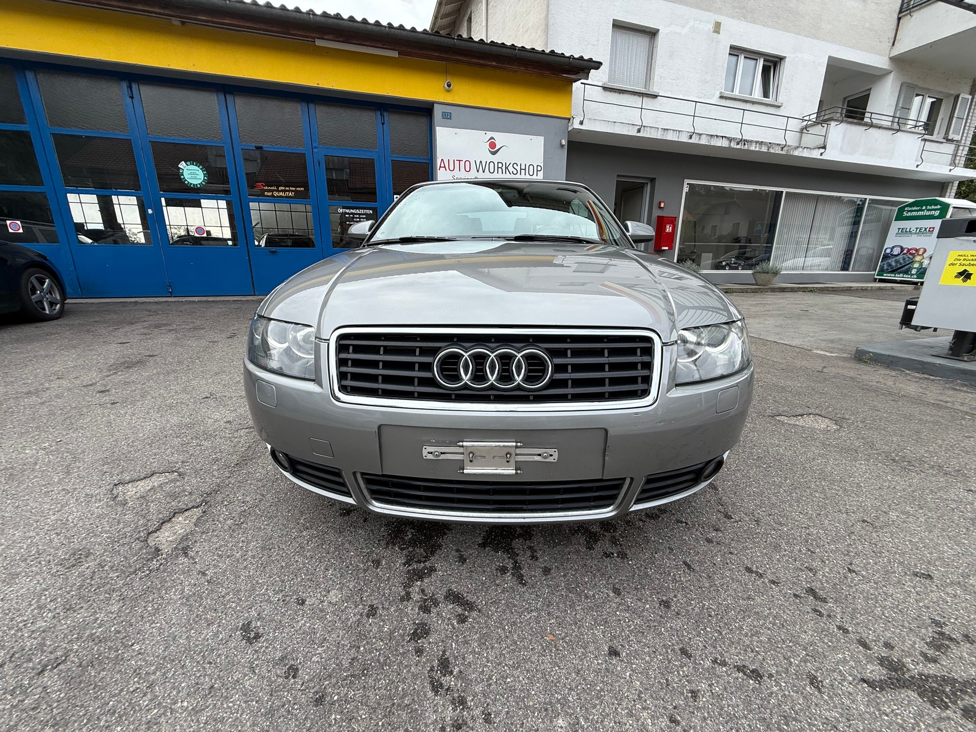 AUDI A4 Cabriolet 3.0 V6-image-6