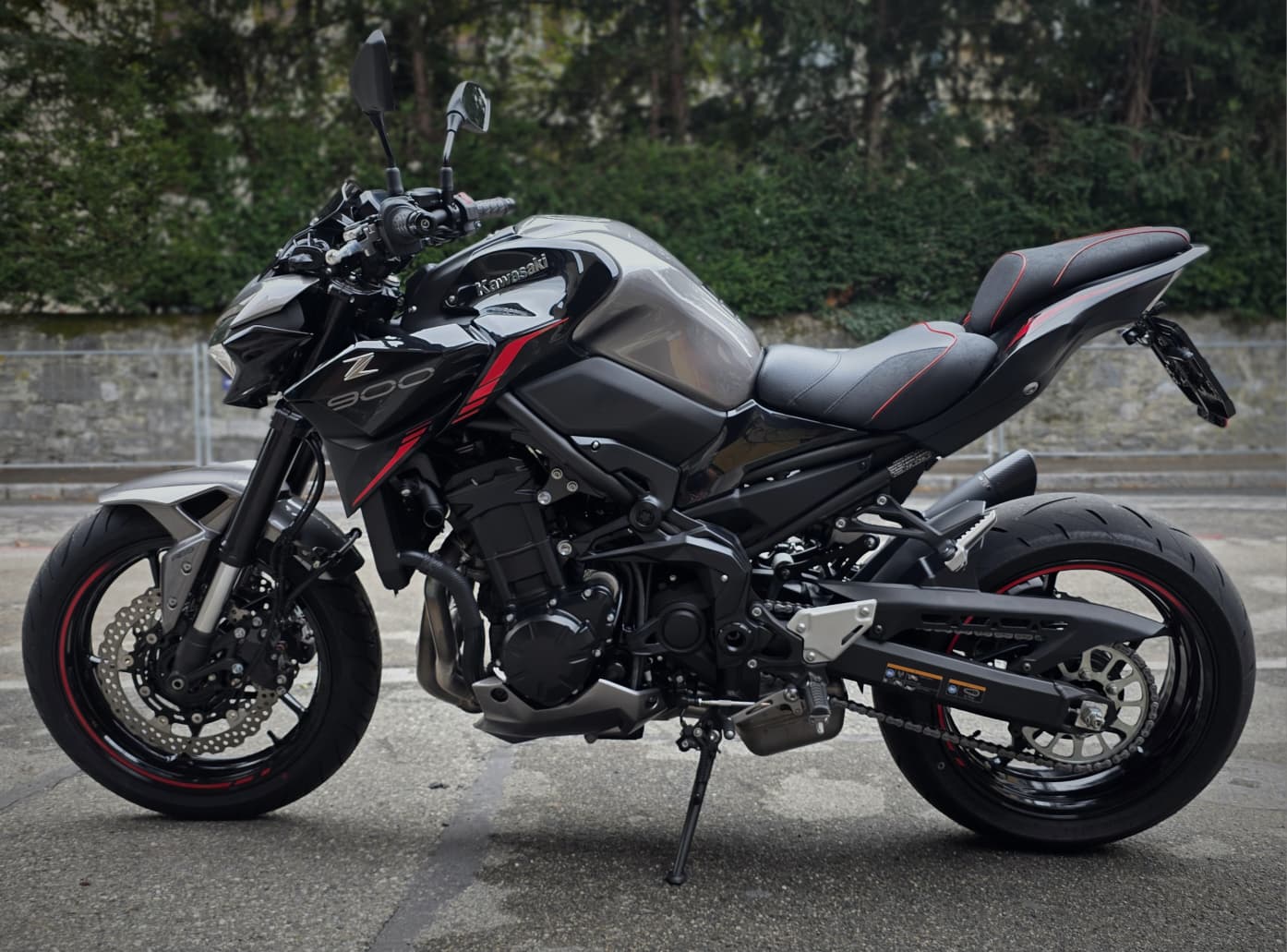 KAWASAKI Z 900-image-2