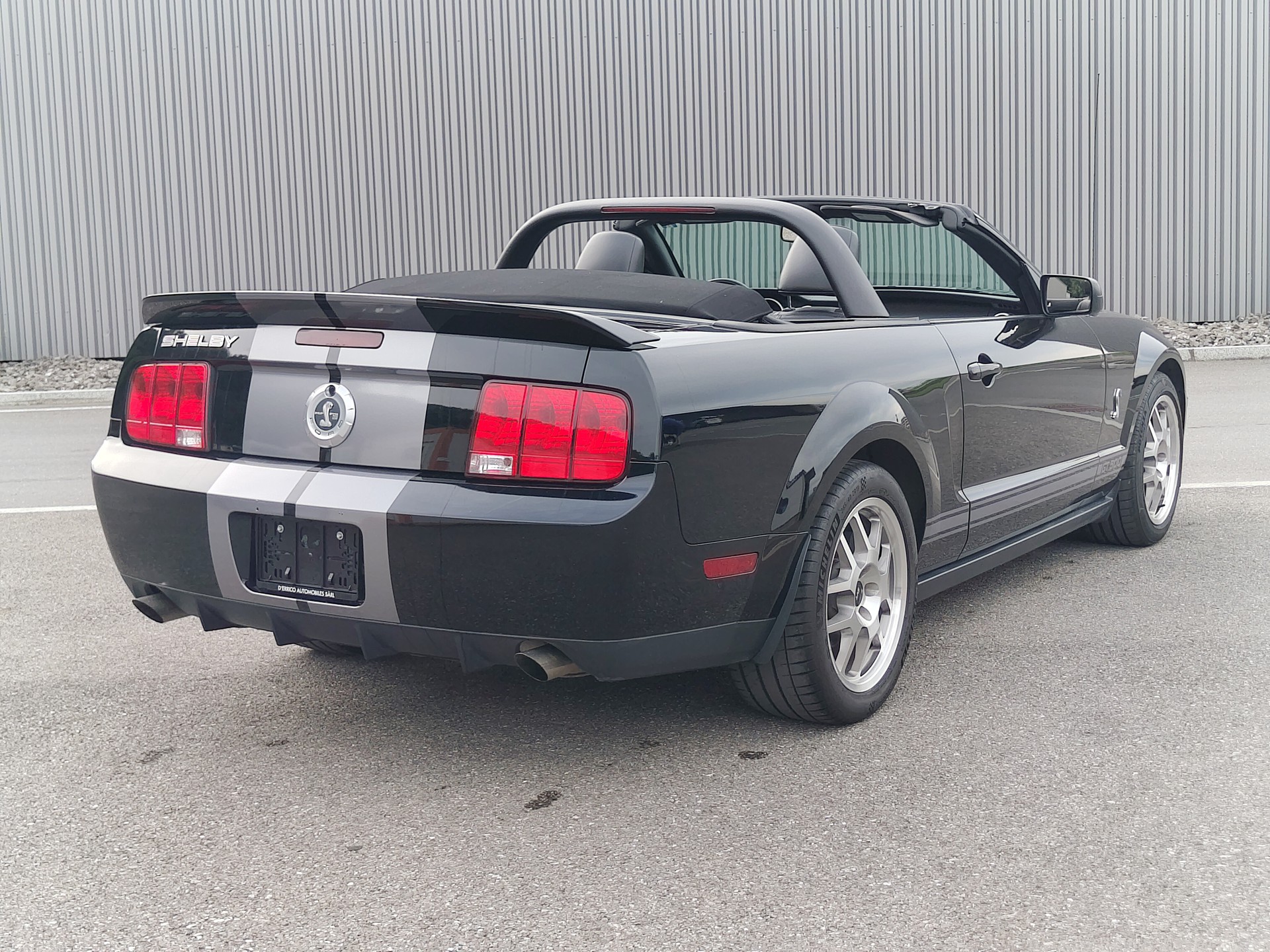 FORD Shelby GT 500 Convertible-image-4