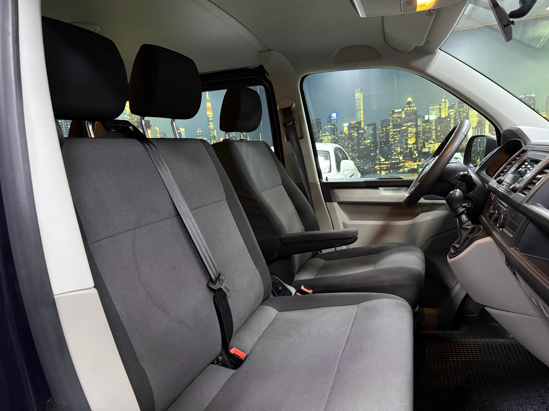 VW T6 2.0 TDI-image-6