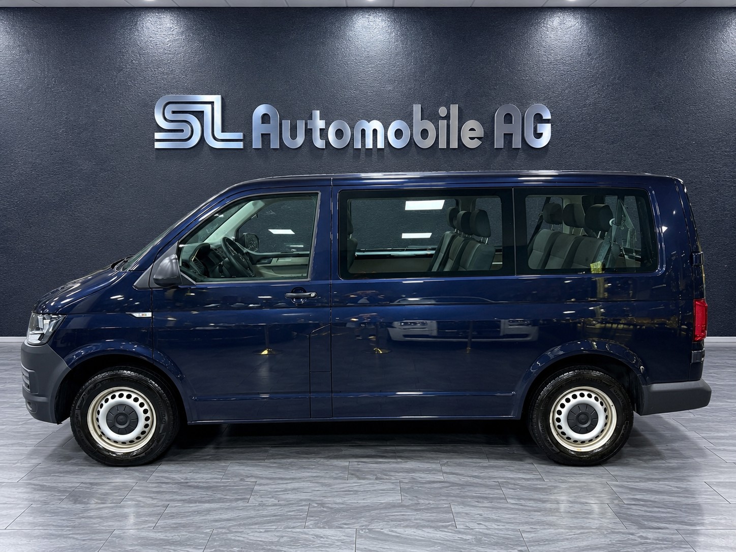 VW T6 2.0 TDI-showroom-element-2
