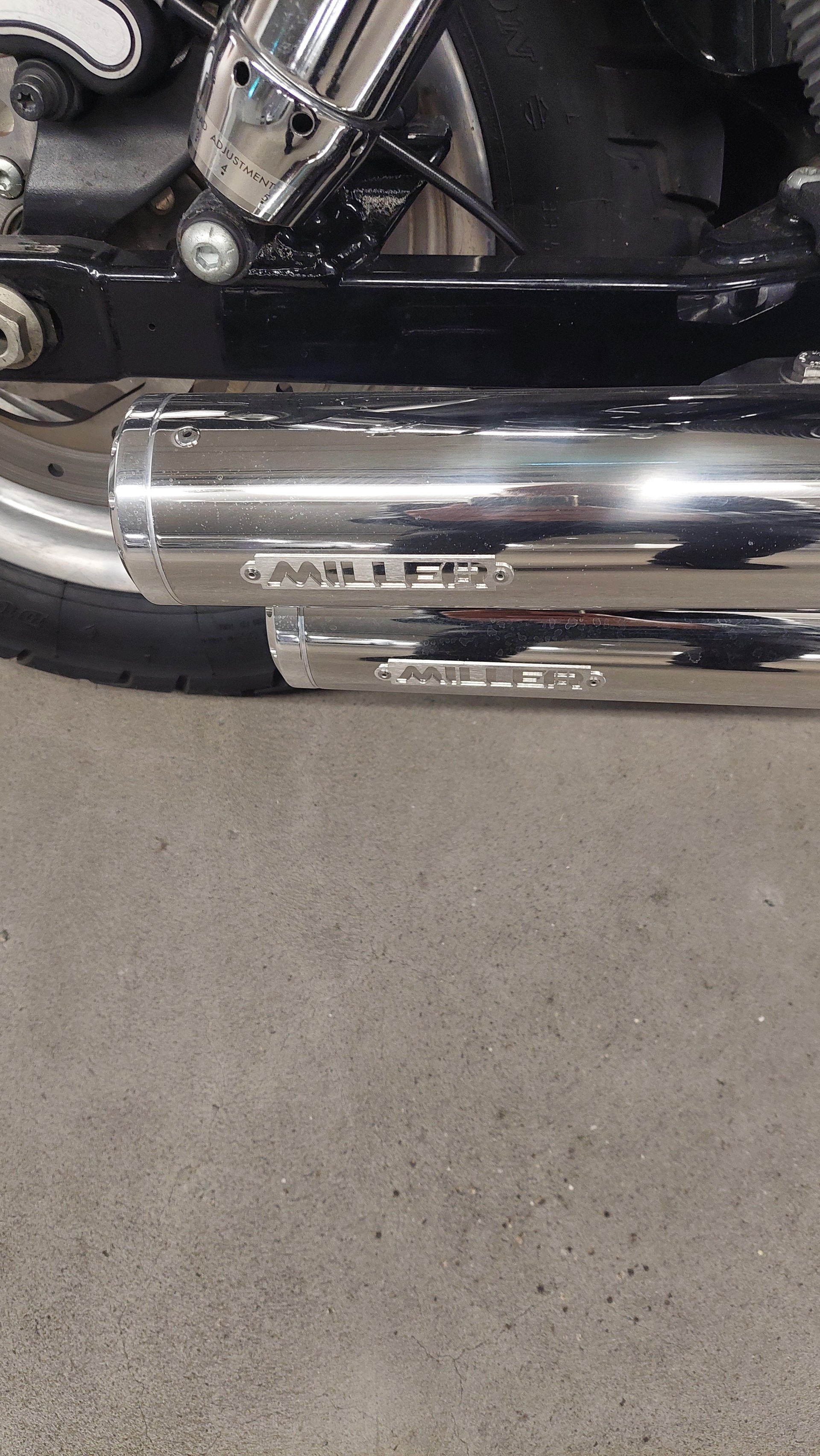HARLEY-DAVIDSON FXDF Dyna Fat Bob-image-2