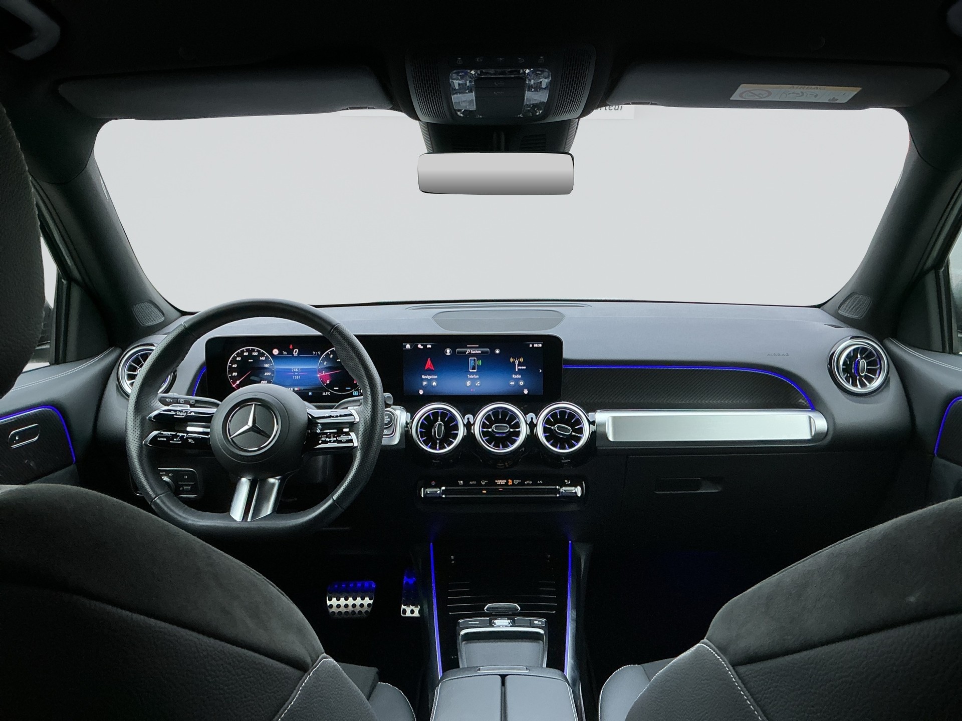MERCEDES-BENZ GLB 200 7G-Tronic AMG Night-image-12