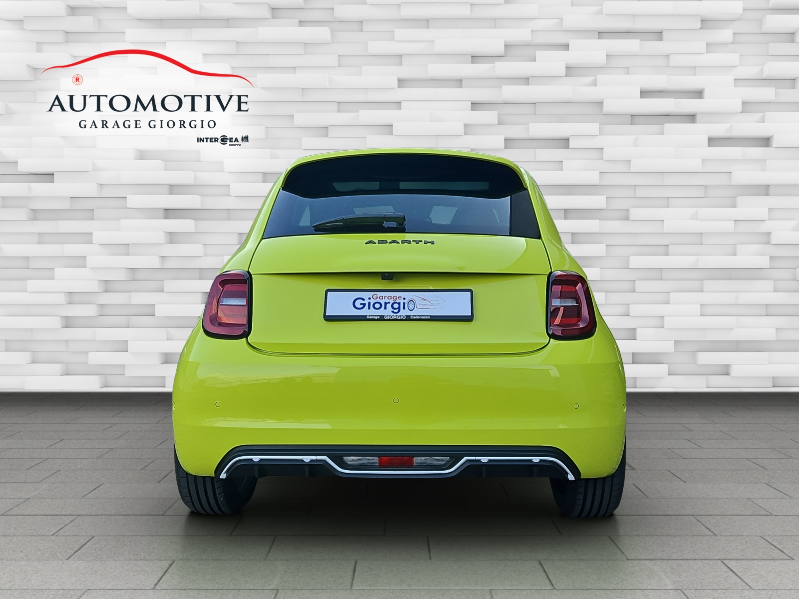 FIAT Abarth 500e Scorpionissima-image-7