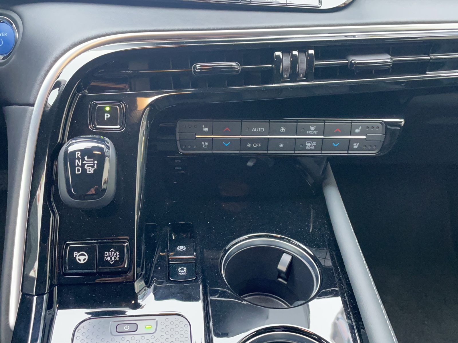 TOYOTA Mirai Fuel Cell Platinum 41635/000-image-6