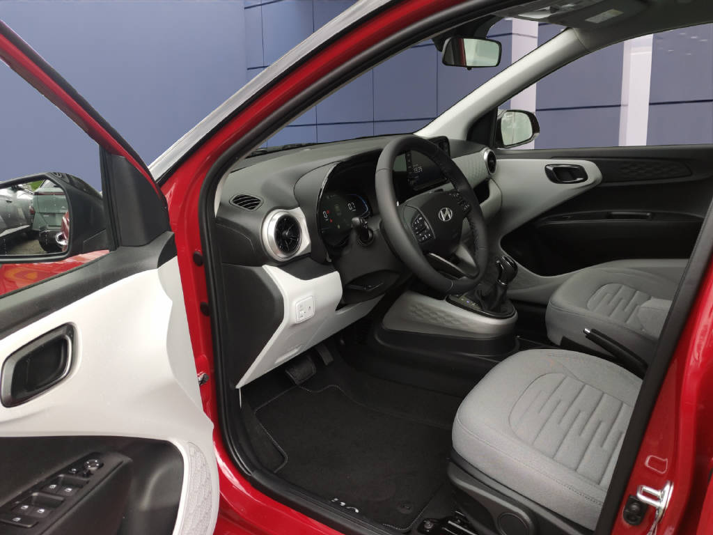 HYUNDAI i10 1.2 Vertex-image-5