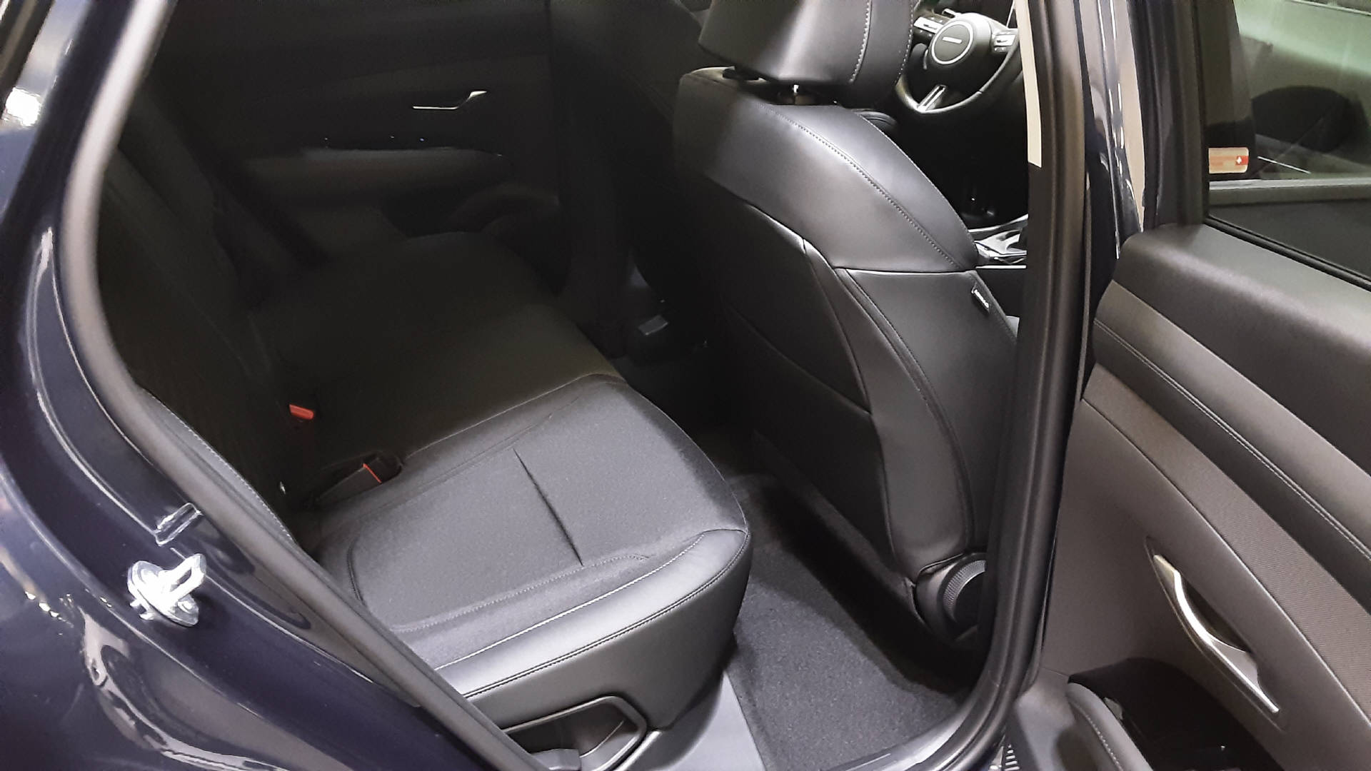 HYUNDAI Tucson 1.6 T-GDi Amplia 4WD-image-14