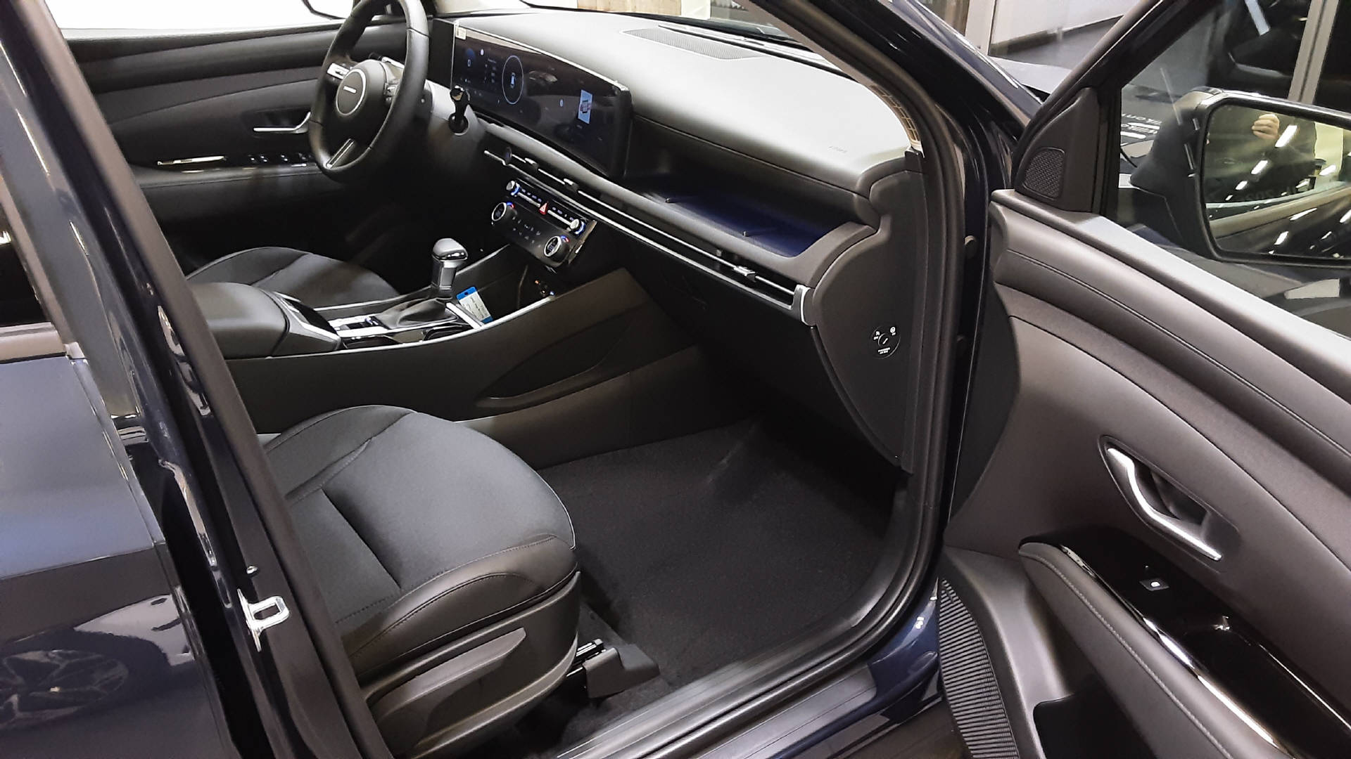 HYUNDAI Tucson 1.6 T-GDi Amplia 4WD-image-12