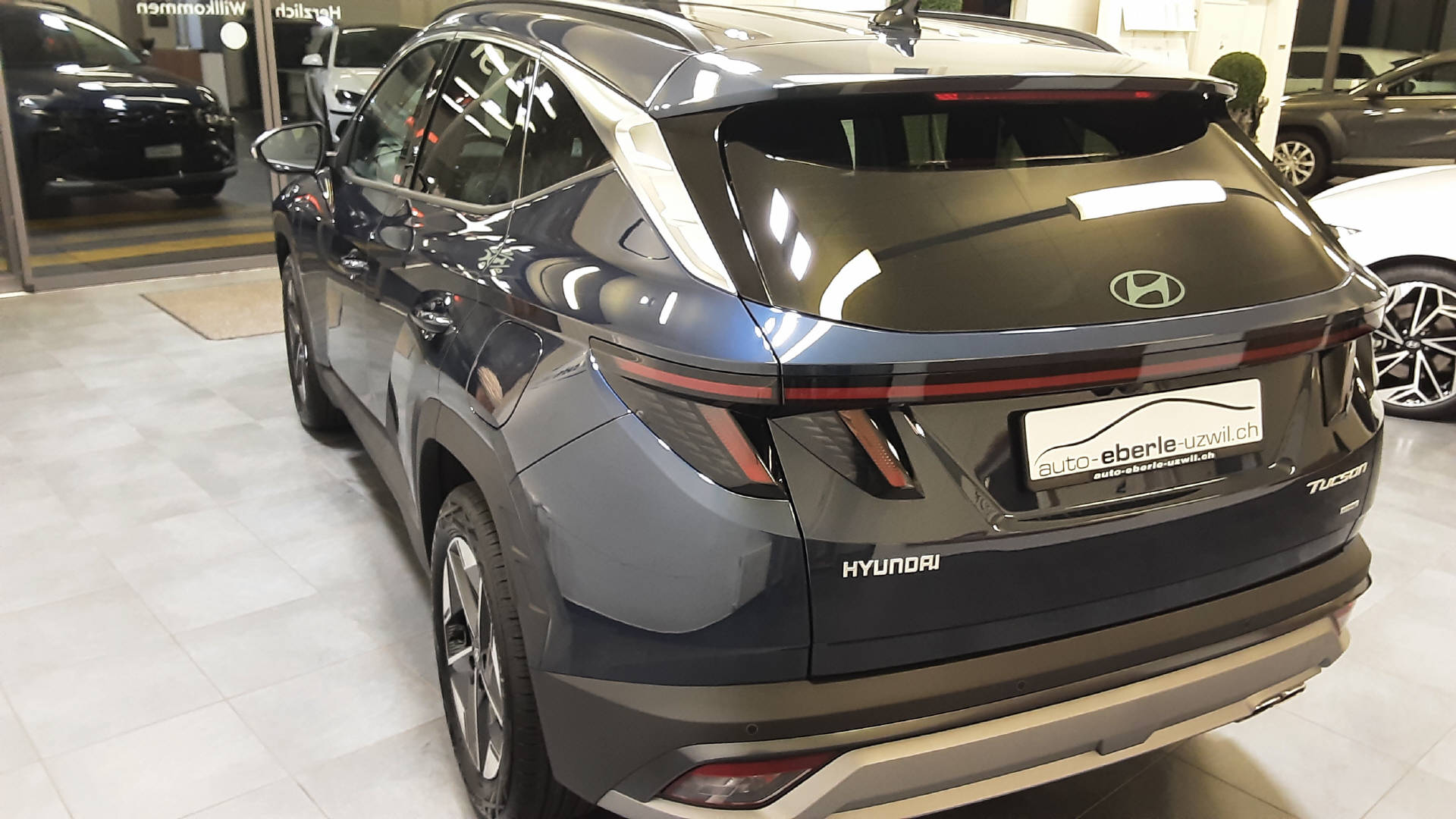 HYUNDAI Tucson 1.6 T-GDi Amplia 4WD-image-15