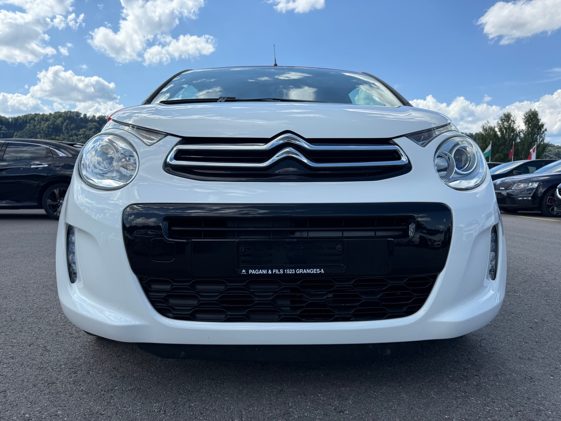 CITROEN C1 1.2 VTi Shine Edition-showroom-element-2