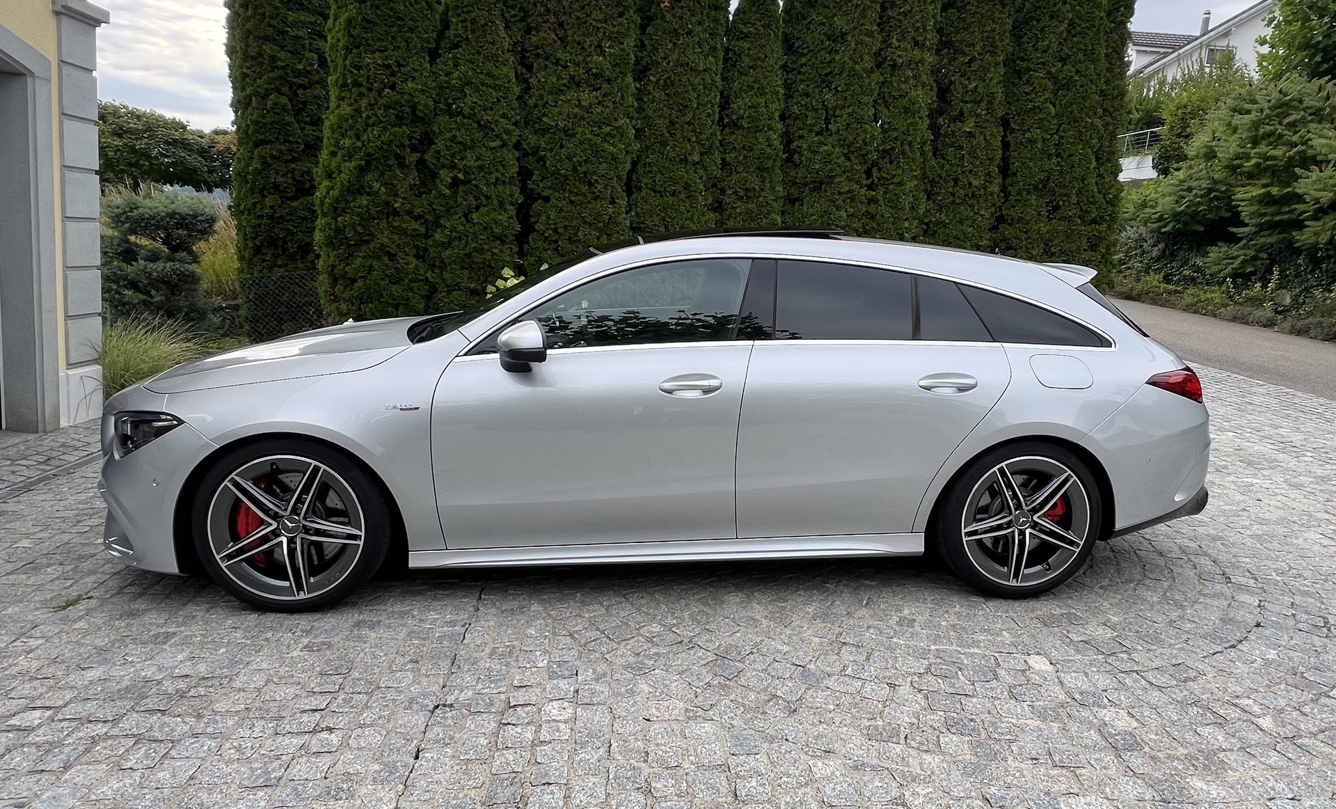 MERCEDES-BENZ CLA Shooting Brake 45 S AMG 4Matic+ 8G-DCT-image-9