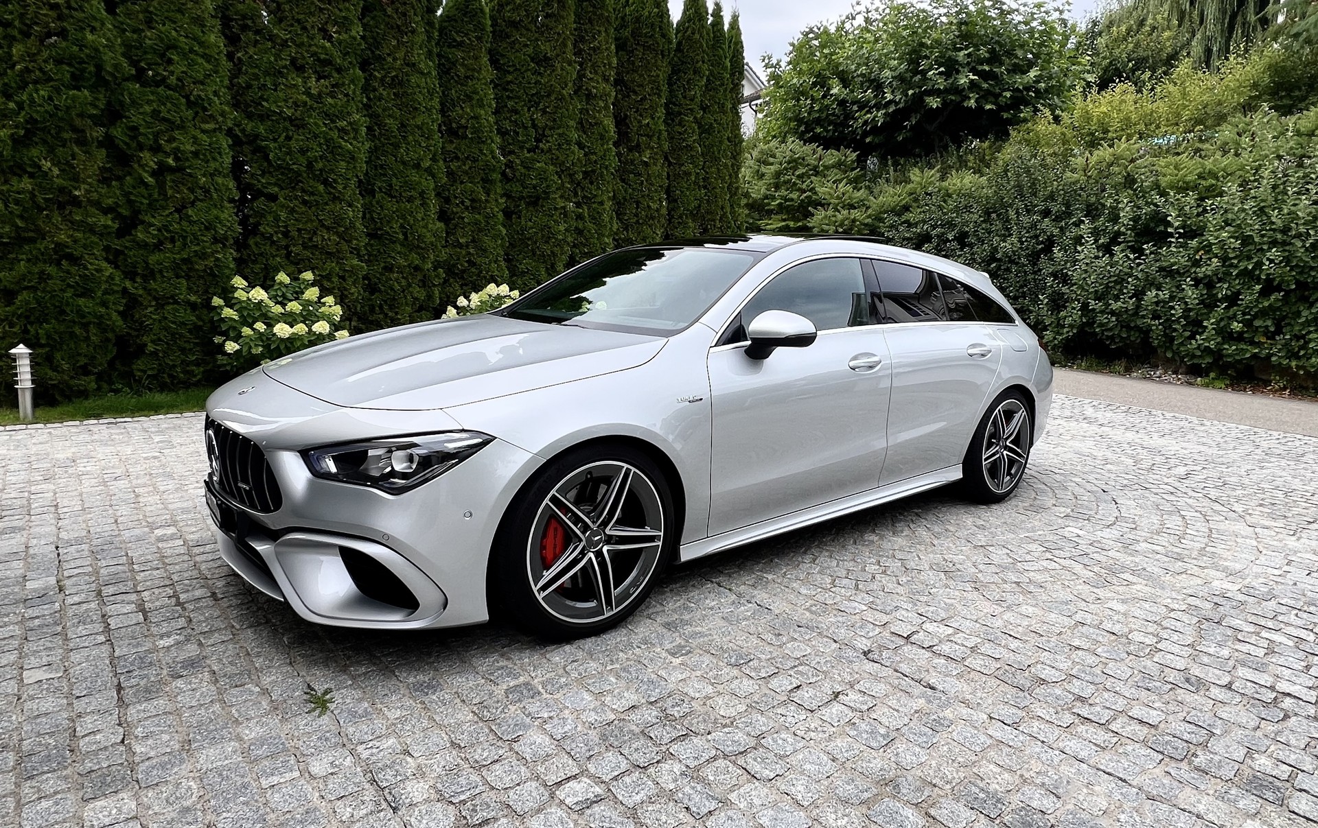 MERCEDES-BENZ CLA Shooting Brake 45 S AMG 4Matic+ 8G-DCT-showroom-element-1