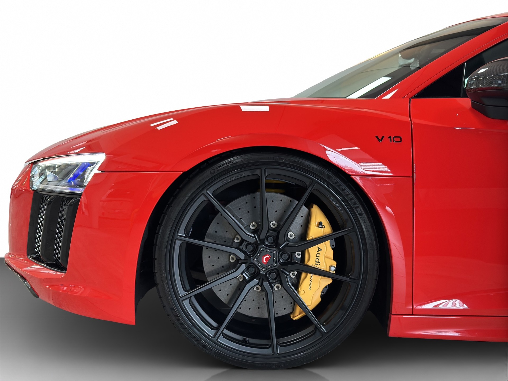 AUDI R8 Plus Dynamitrot Capristo Vossen KW-showroom-element-1