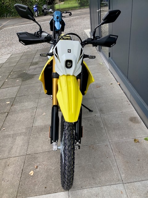 SUZUKI DR-Z 4S-image-10