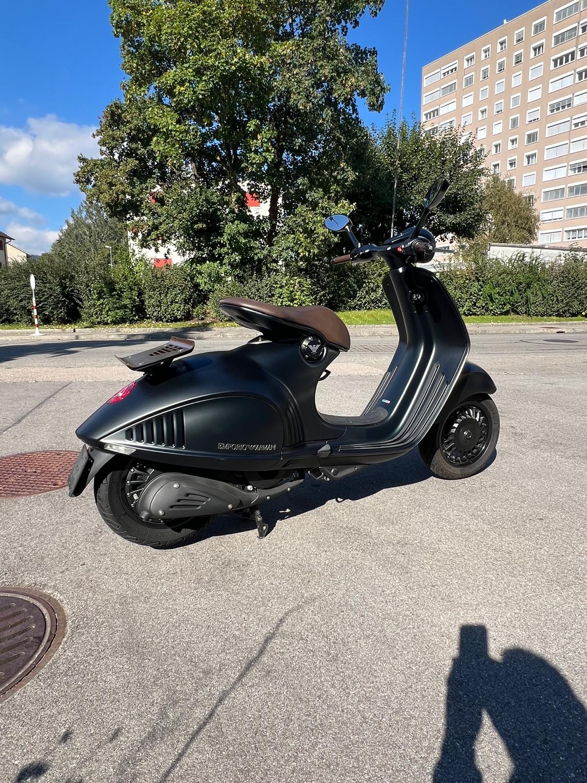 PIAGGIO Vespa 946 125 i.e. Emporio Armani ABS-image-3