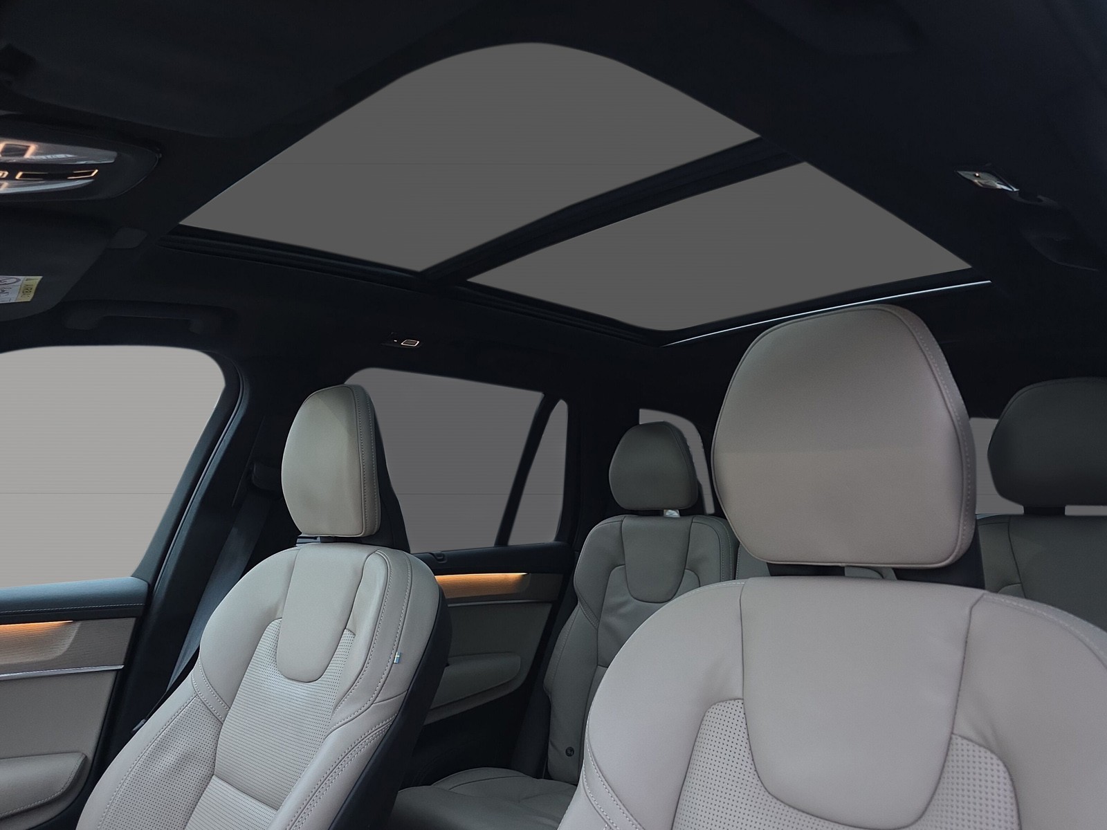 VOLVO XC90 2.0 T8 TE Ultra Dark eAWD-image-14