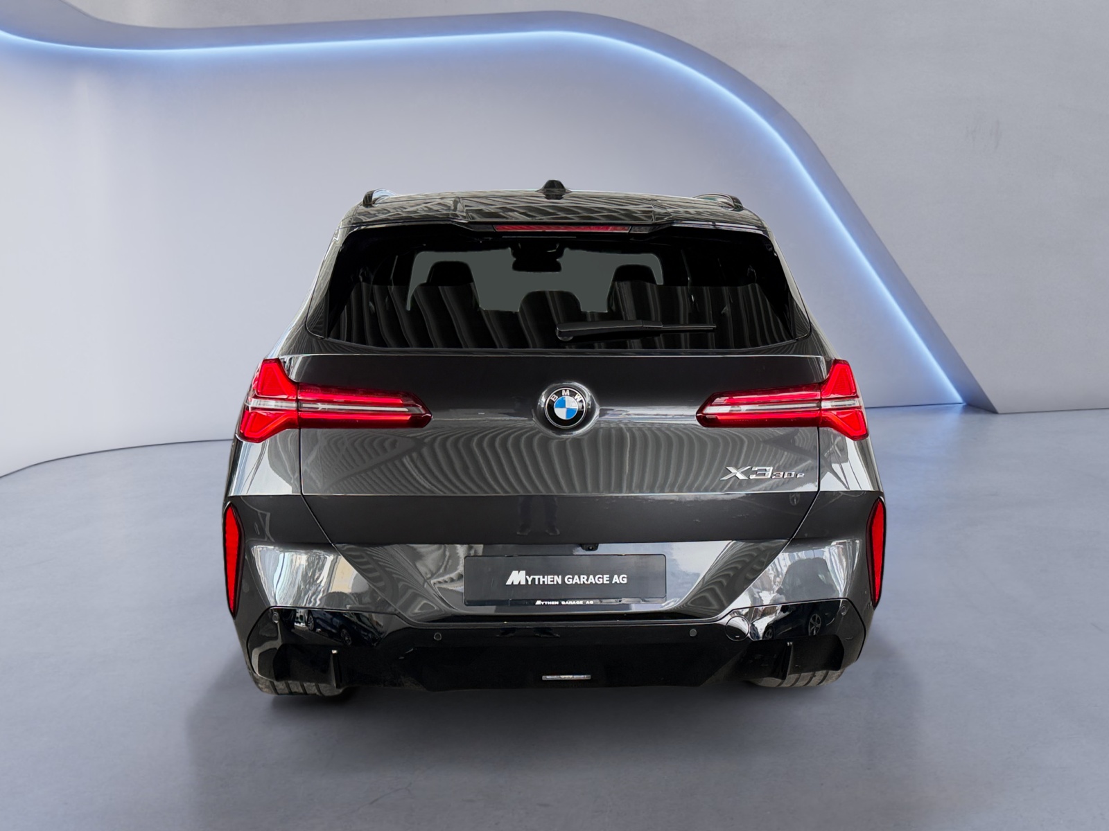 BMW X3 30e xDrive-showroom-element-3