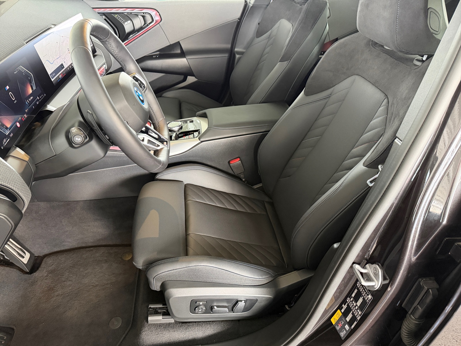BMW X3 30e xDrive-image-8